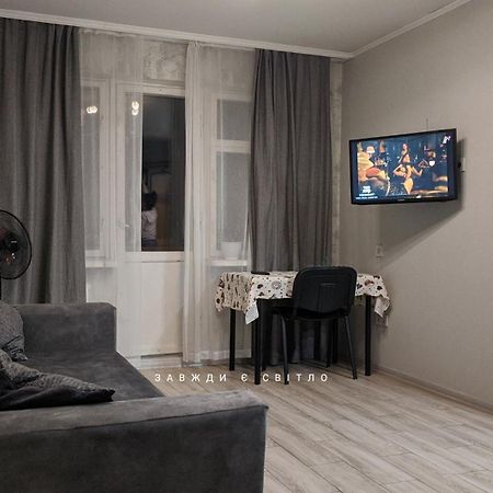 Apartment Near City Center On Peremohy Avenue 46 Černihiv Exteriér fotografie