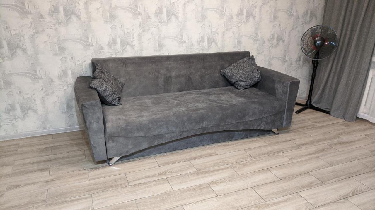 Apartment Near City Center On Peremohy Avenue 46 Černihiv Exteriér fotografie