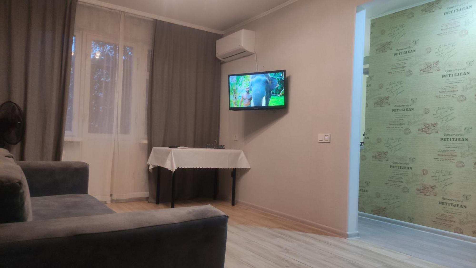 Apartment Near City Center On Peremohy Avenue 46 Černihiv Exteriér fotografie