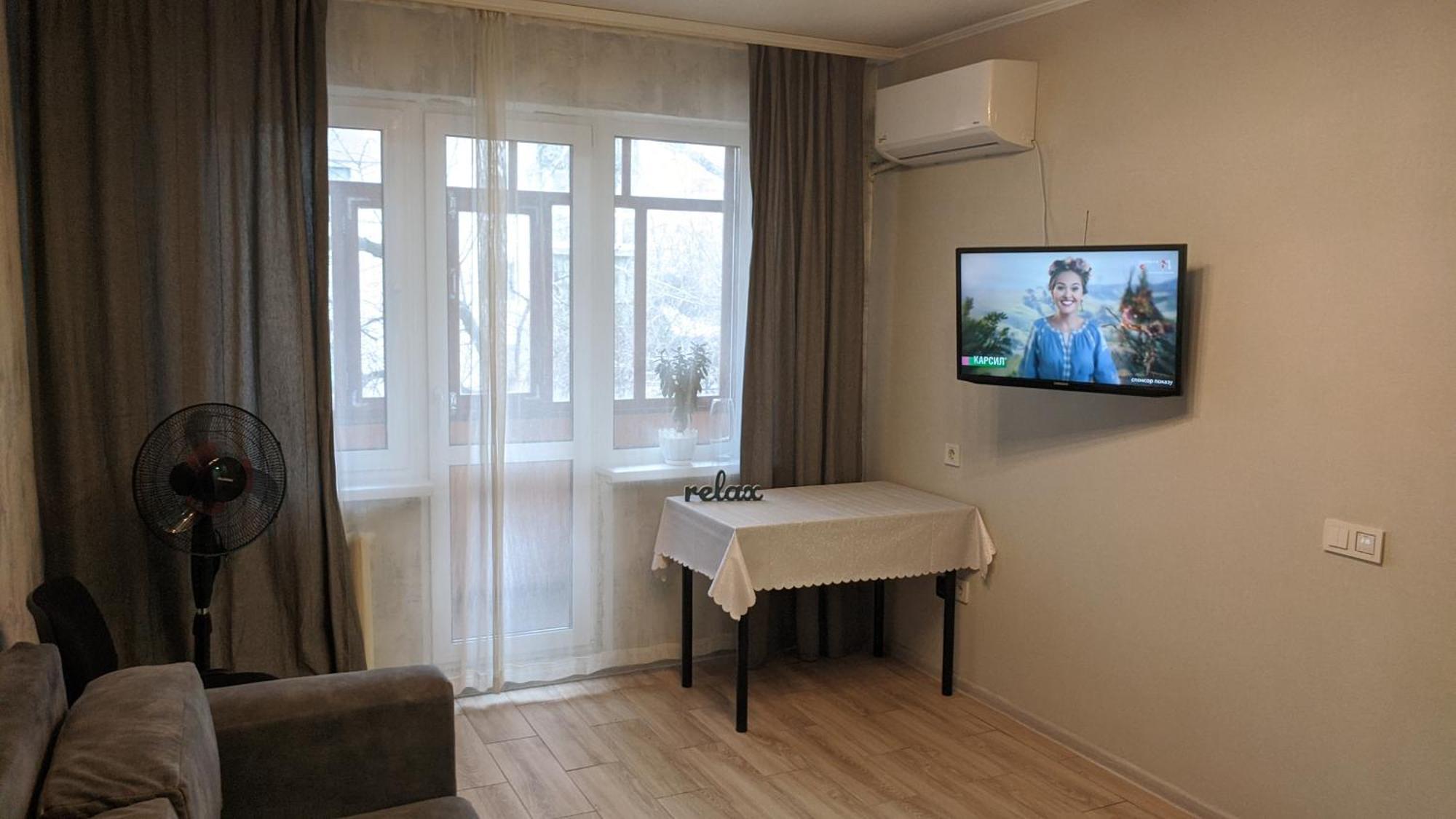 Apartment Near City Center On Peremohy Avenue 46 Černihiv Exteriér fotografie